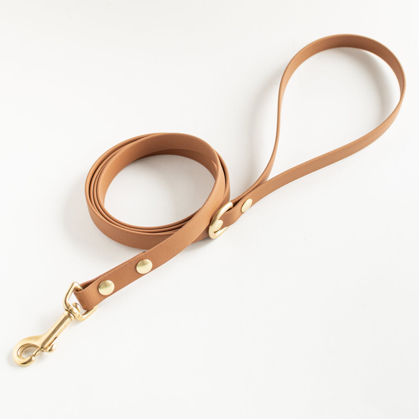 Wanderlust Pup Co. Biothane dog leash. Handmade in British Columbia, Canada. Waterproof and odourproof dog collar and leash