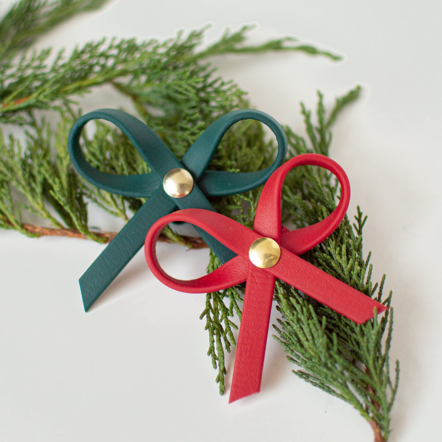 Dainty Collar Bow